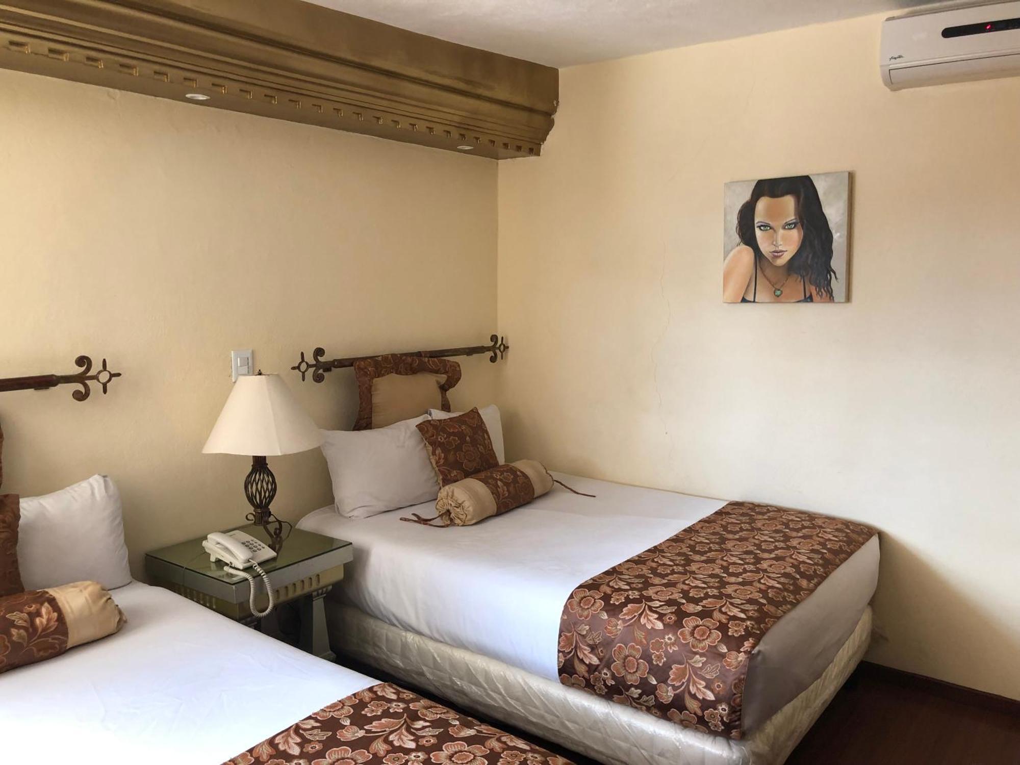 Hotel Elena Puebla Ngoại thất bức ảnh