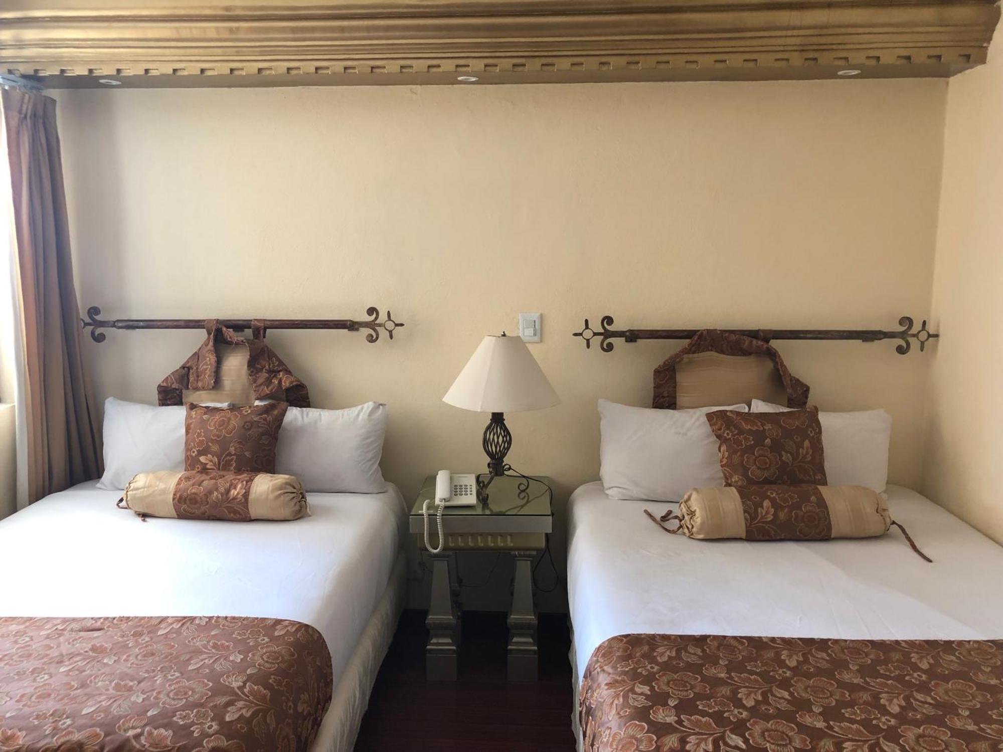Hotel Elena Puebla Ngoại thất bức ảnh
